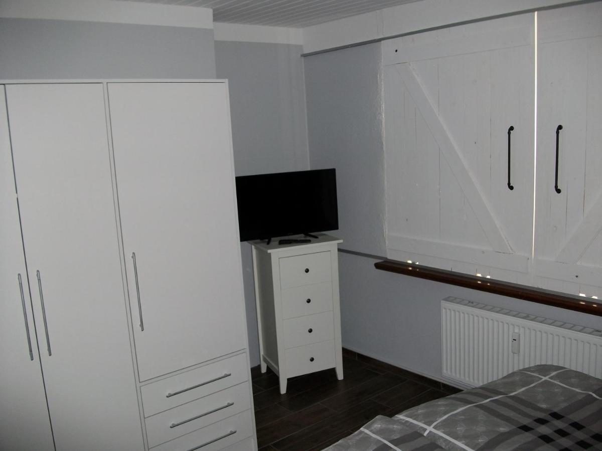 Apartamento Moij Stuuv Greetsiel Exterior foto